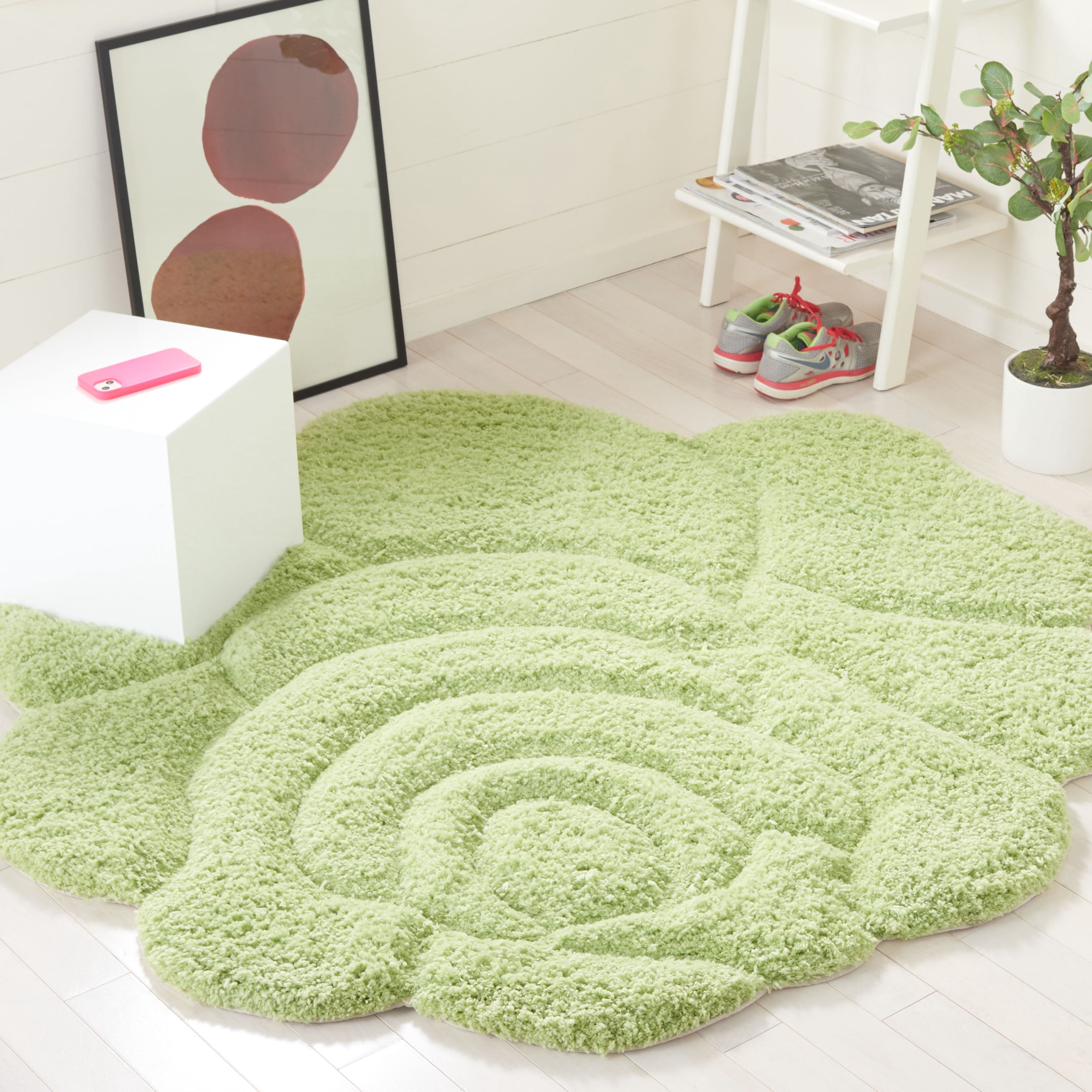 SAFAVIEH Novelty Messiah Floral Area Rug, Green, 5' x 5' Round