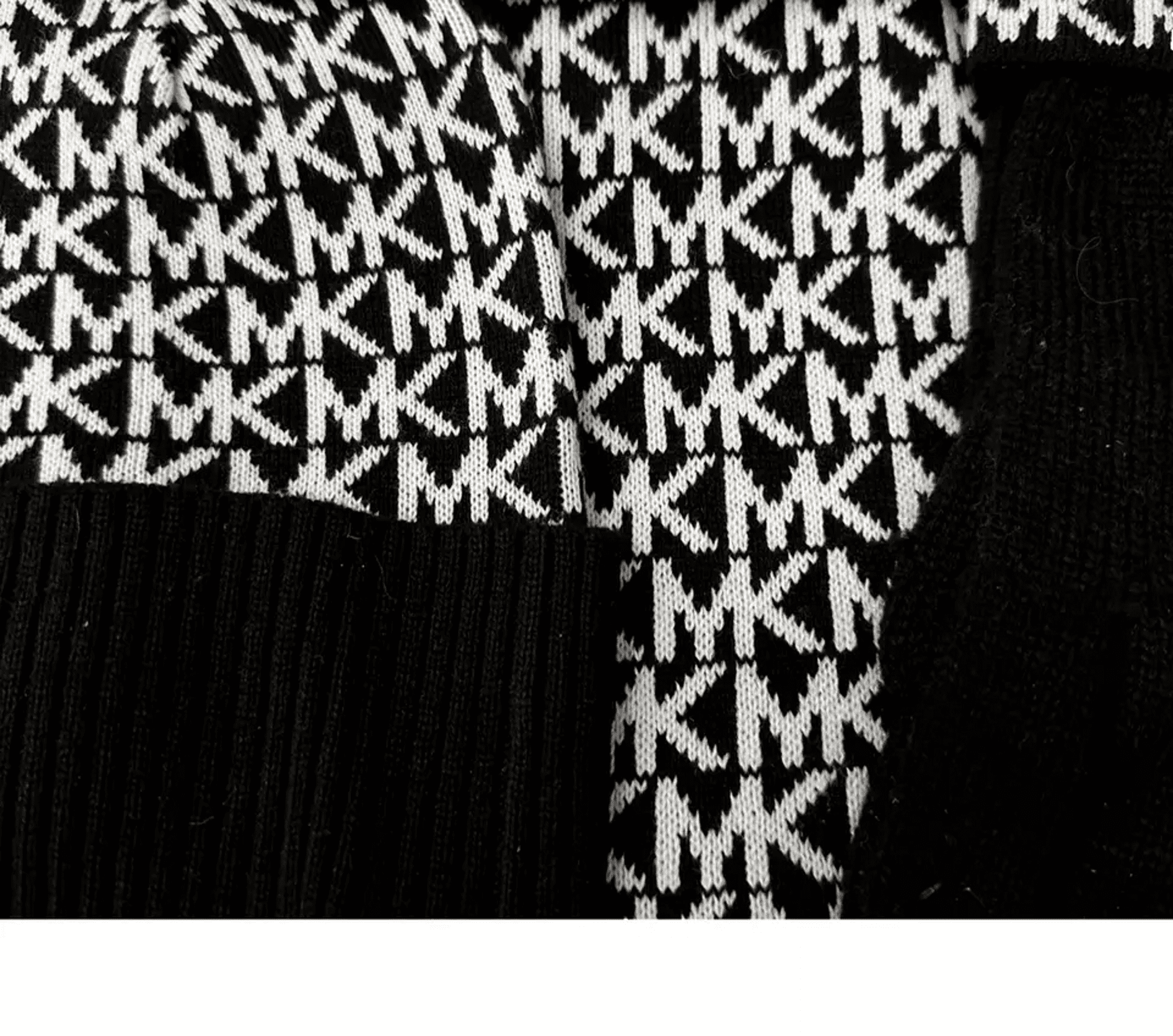 Michael Kors Women's 3-Piece Winter Gift Set – Hat, Scarf & Gloves