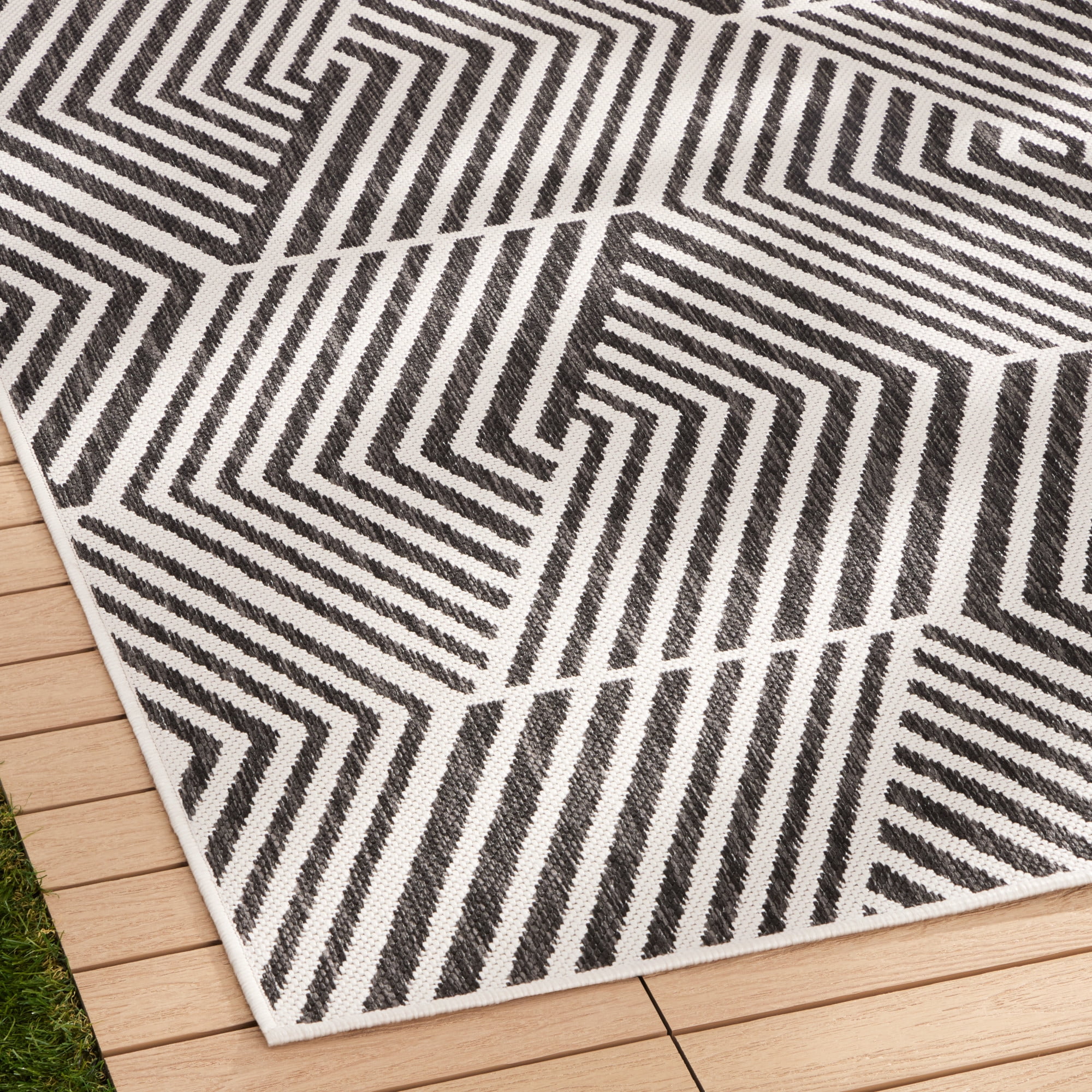 NICOLE MILLER NEW YORK Patio Country Ombre Geo Indoor Outdoor Area Rug, UV Fade Resistant, Low Pile, Black/Cream, 9'2"x12'5"