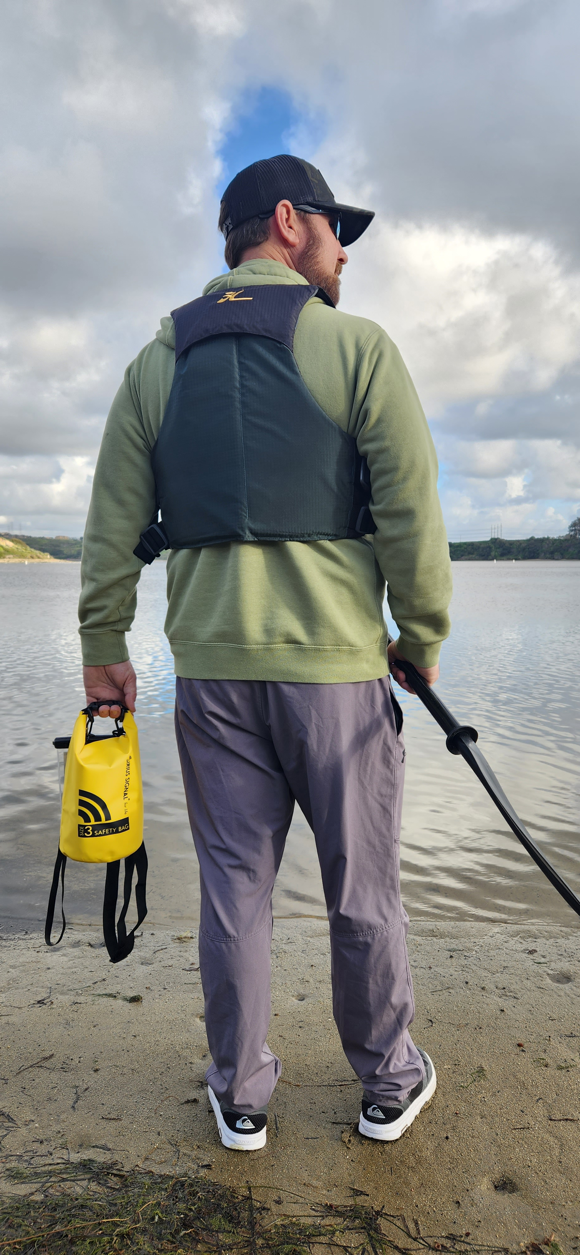 Sirius Signal SB-3L Boating Safety and Emergency SOS Dry Bag Kit for Kayaks, Boats, and Paddle Craft - USCG Approved