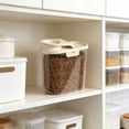 thumbnail image 1 of Contenedor Hermético para Alimentos para Mascotas con Tapa Sellada: Resistente a La Suciedad, La Humedad y El Agua para Alimentos Secos para Perros y Gatos, con Ventana Transparente., 1 of 6