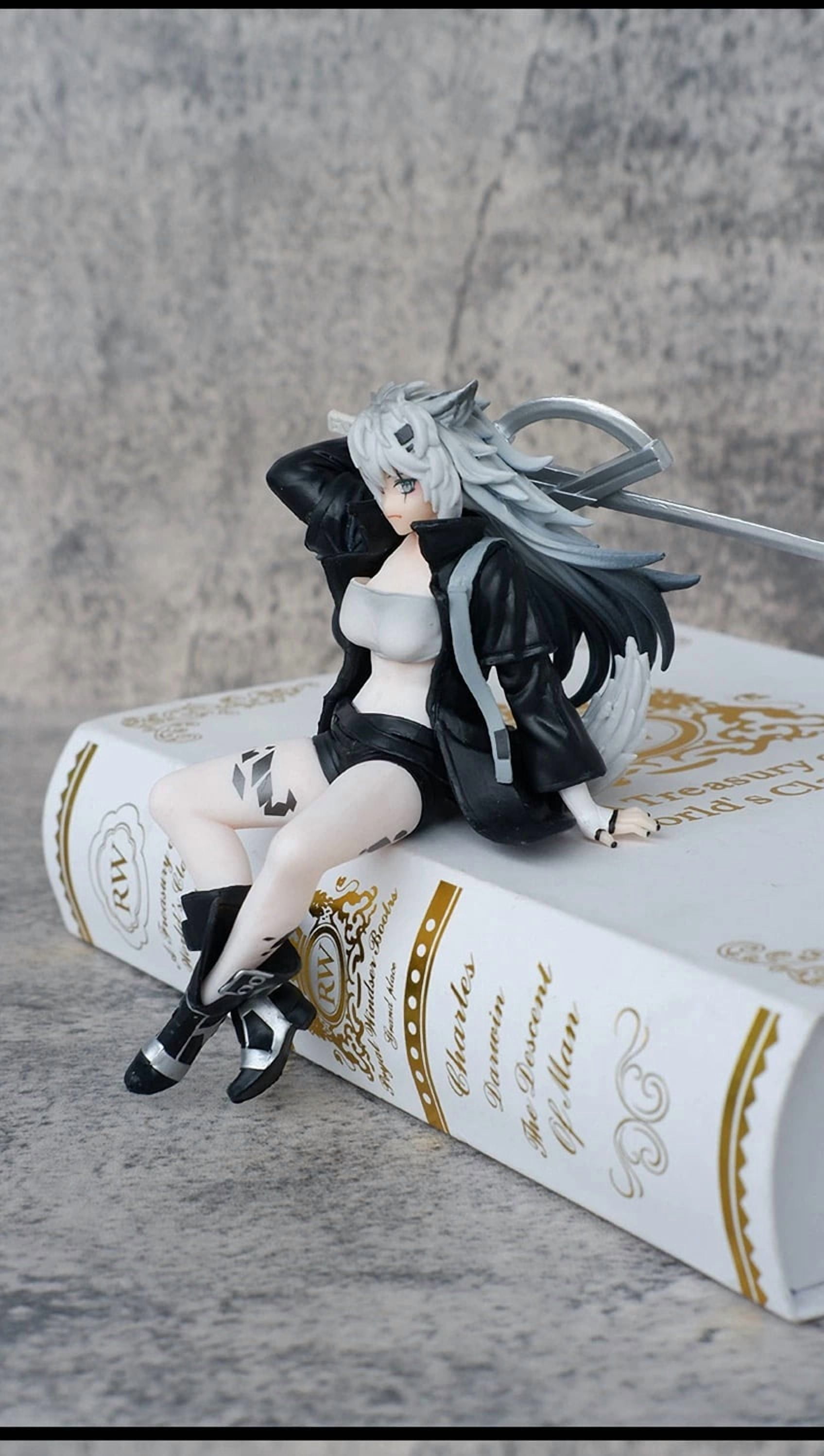 Newly Lappland Figure Sitting Posture Lappland Figures 14cm/5.6inch Handmade PVC Characters Decorations Collectible Handicrafts Souvenirs Anime Statues