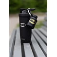 thumbnail image 5 of Smartshake Justice League Whey2Go Batman Contenedor de almacenamiento de proteína en polvo 50 g - Embudo de botella agitadora sin BPA para proteína de suero en polvo + batidos de proteínas 110 ml, DC, 5 of 5