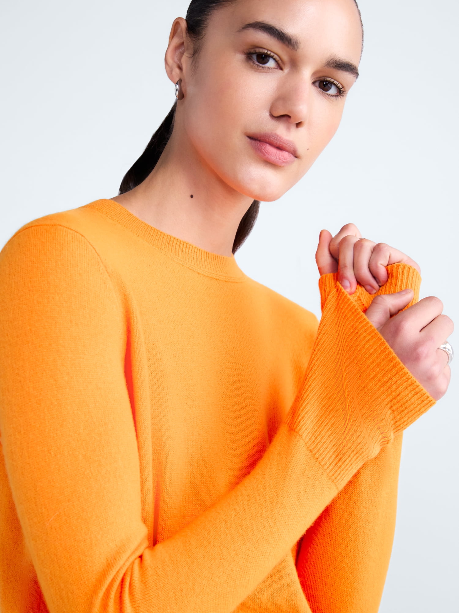 Free Assembly Women's and Women's Plus Cashmere Sweater with Long Sleeves, Sizes XS-4X
