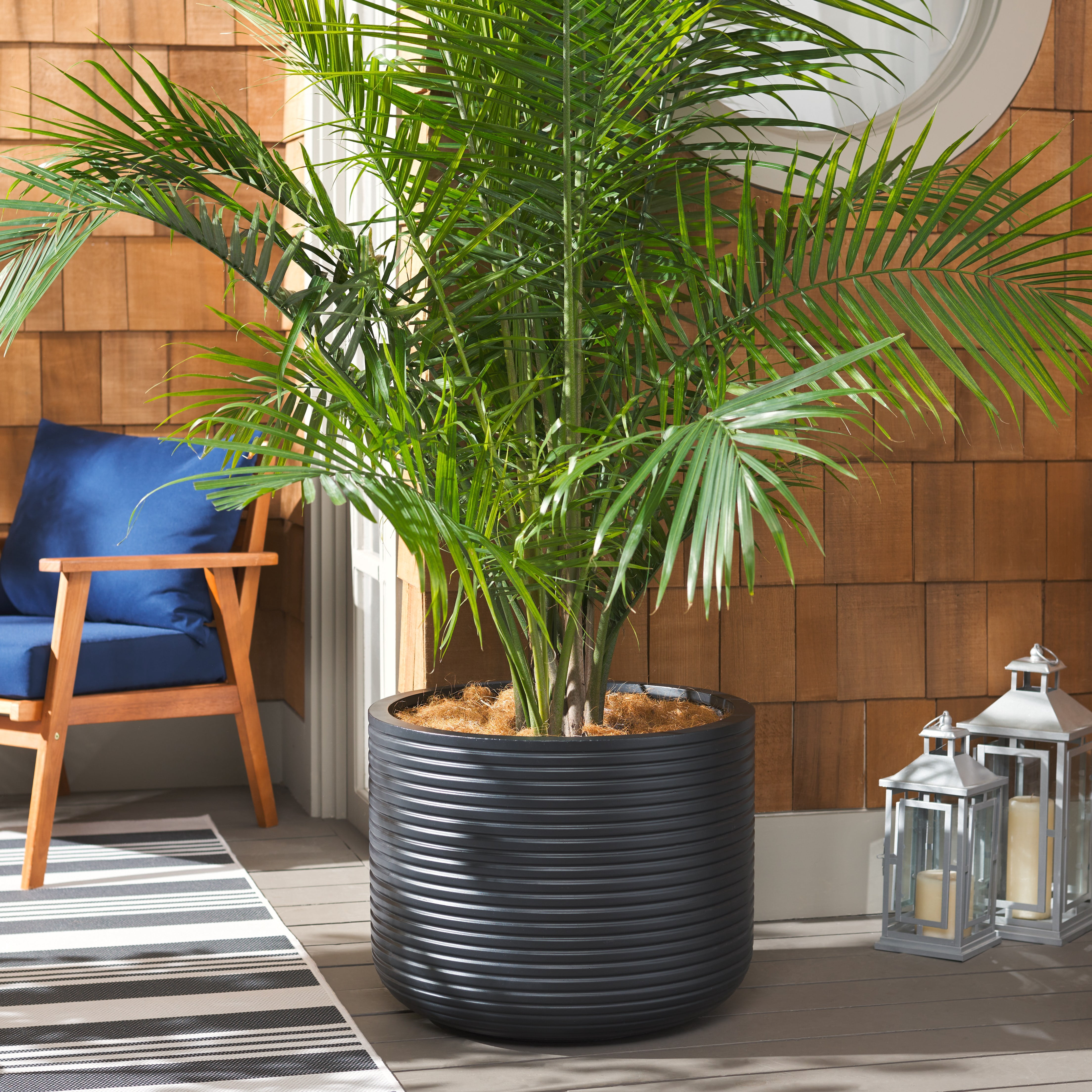 SAFAVIEH Nardo 23" x 23" x 18" Cylinder Black Ficonstone Solid Plant Pot