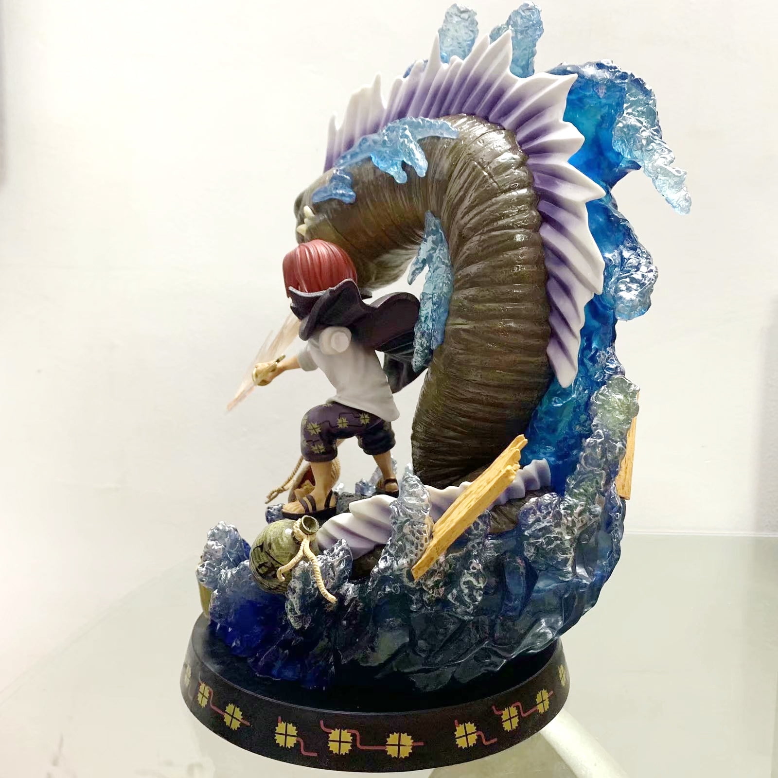 New The Four Emperors Shanks (Resonance Ver) Character Anime Model Statue Action Figures Desktop Ornament Popular Decorations Fan Souvenirs Creative Gift Collectable