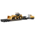 thumbnail image 3 of Diecast Masters 1/87 Caterpillar CT681 Camión Day Cab con Remolque Lowboy y Cargadora 950G, 3 of 7