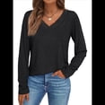 thumbnail image 1 of Camisetas con Cuello en V para Mujer, Blusas de Encaje de Larga, Holgadas, Elegantes e Informales, para Otoño e Invierno, A . Negro M, 1 of 8