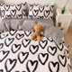 thumbnail image 2 of Funda Nórdica Reina Juegos de Cama en Forma de Corazón Funda Nórdica Completa Blanca y Negra, 2 of 5