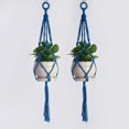thumbnail image 1 of Juego de 2 colgadores de macramé NQ para plantas colgantes azul, 1 of 4