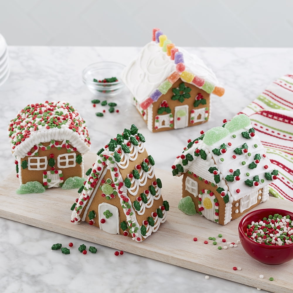 Wilton Build it Yourself Gingerbread Mini Village 