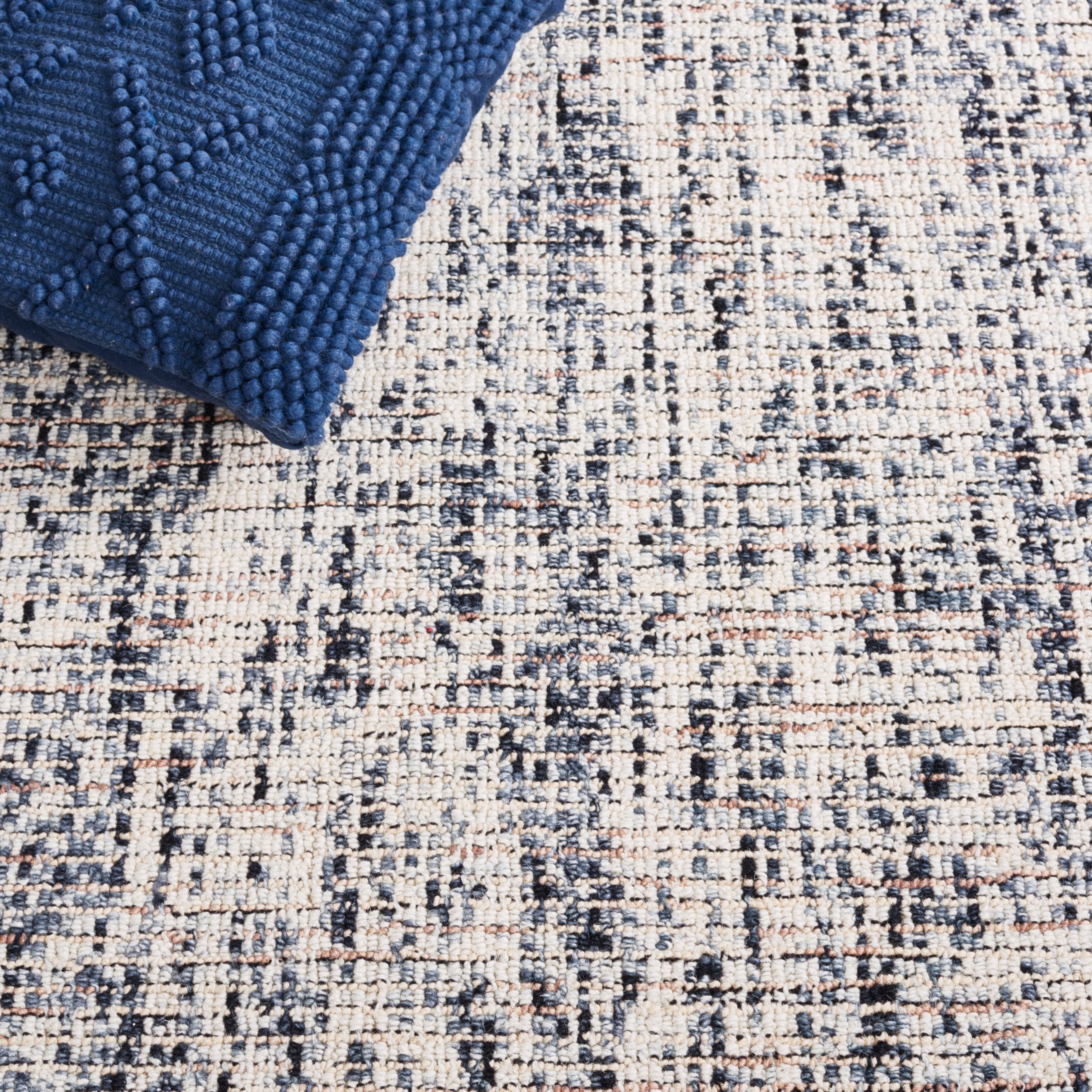 SAFAVIEH Abstract Signe Abstract Area Rug, Black/Beige, 5' x 8'