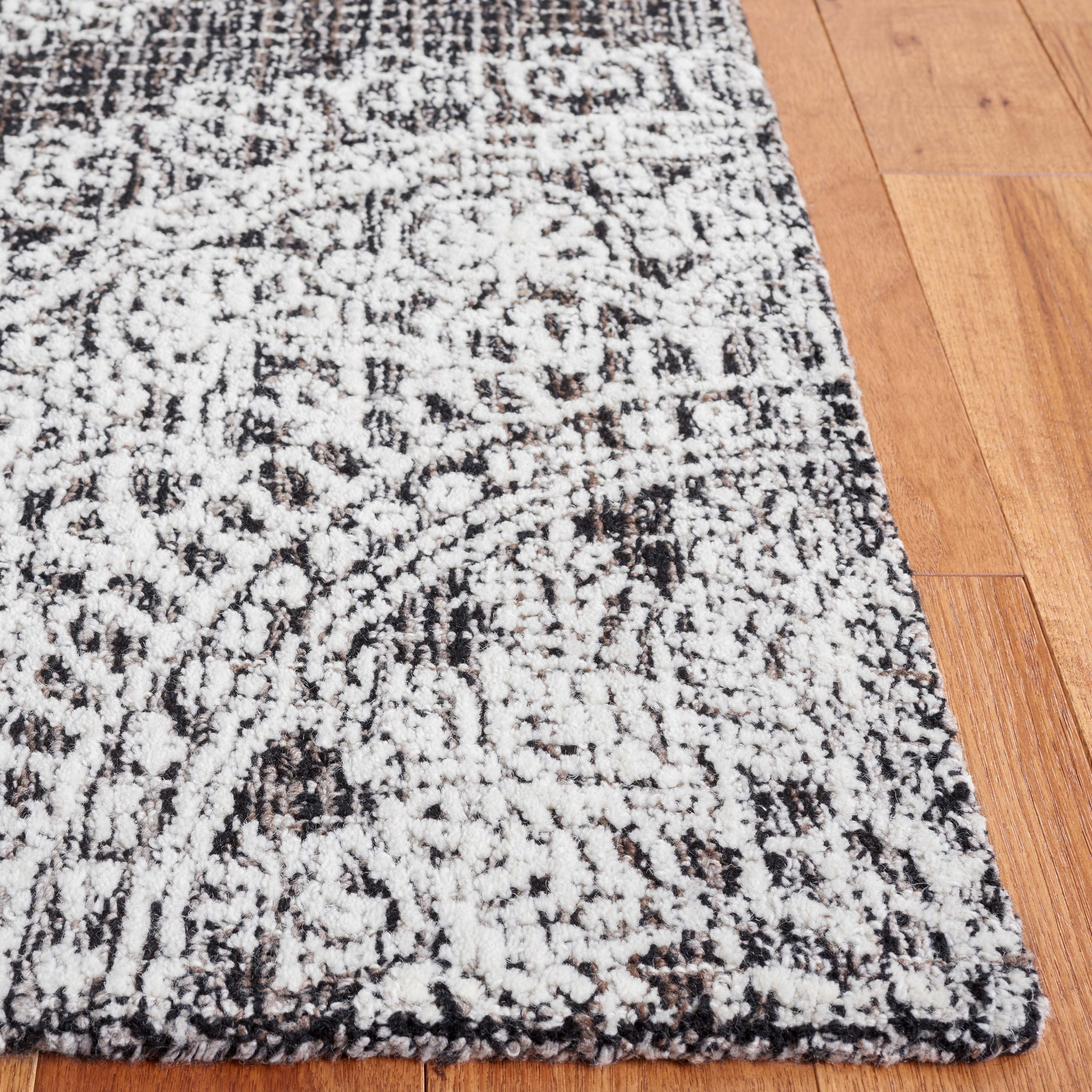 SAFAVIEH Ebony Abby Oriental Area Rug, Brown/Ivory, 6' x 9'