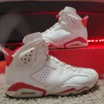 thumbnail image 3 of Taille 10 - Jo-rd-an 6 Blanc et University Red 2022, 3 of 6