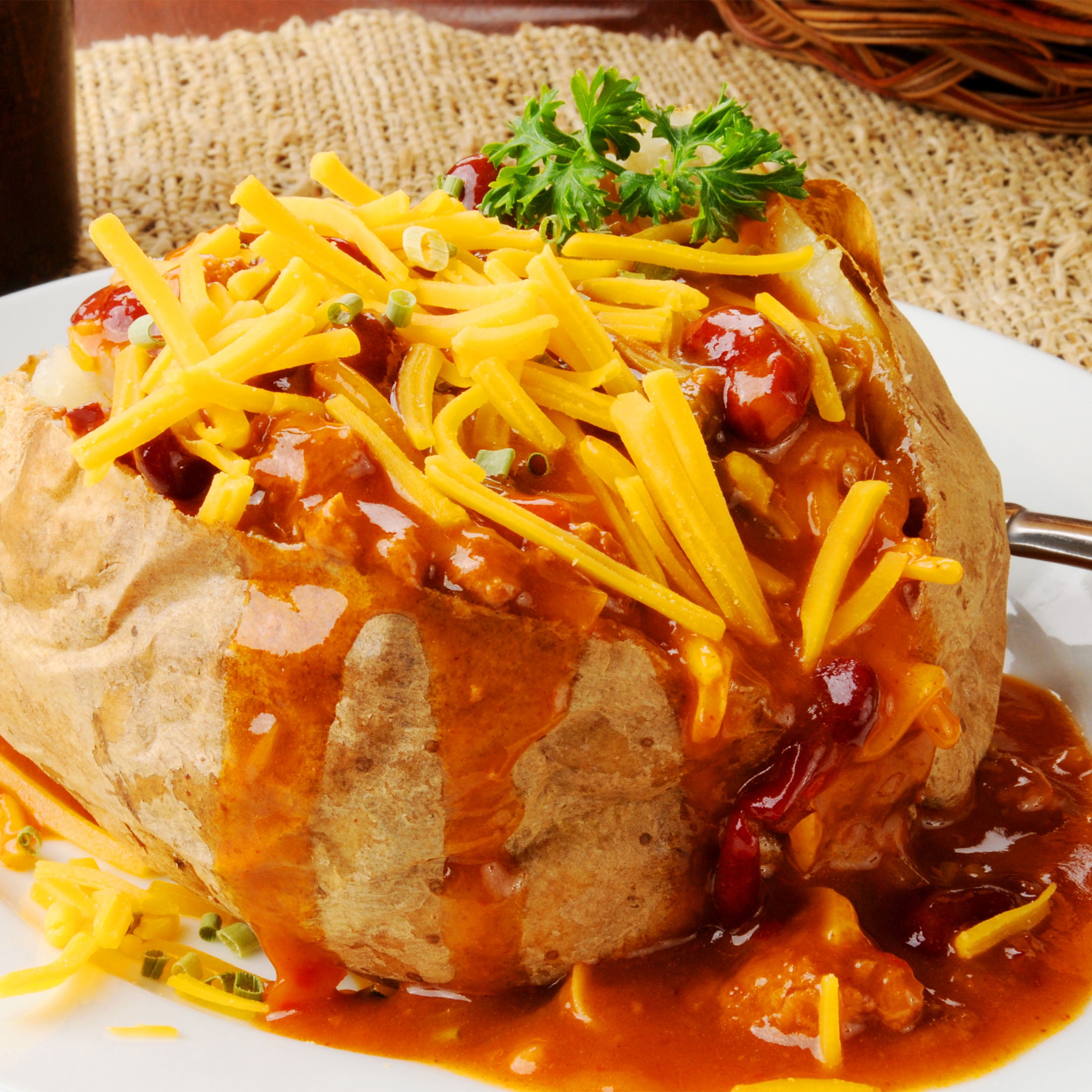 Southgate Chili with Beans, 15 oz Can