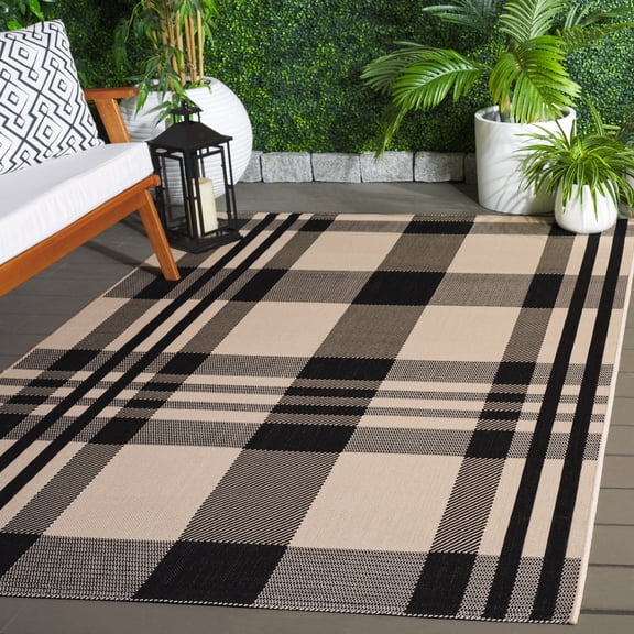 Safavieh Courtyard Benjamin Plaid Indoor/Outdoor Area Rug, Black/Bone, 5'3" x 7'7"