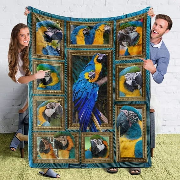 Fleece Throw Blanket for Couch Sofa, Fuzzy Soft Cozy Blankets and Throws Warm Lightweight Plush Lap Blanket for Women Men, 50 x 60 inches, Macaws Parrot Blankets