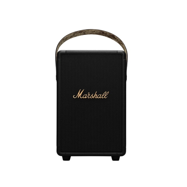 marshall tufton portable bluetooth speaker, black & brass altavoz Marshall Tufton en negro con detalles en bronce, vista frontal centrada que muestra rejilla metálica y la inscripción Marshall en bronce, correa tipo guitarra en la parte superior y patas inferiores; silueta rectangular alta con esquinas empotradas, se aprecia el panel superior donde está el indicador de batería; diseñado para reproducción Bluetooth portátil y sonido True Stereophonic; a menudo se usa como altavoz de apoyo en eventos al aire libre por su portabilidad.