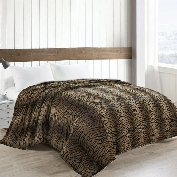 Home Soft Things Nature Faux Fur & Sherpa Backing Blanket - Tiger - Queen (86" x 92")