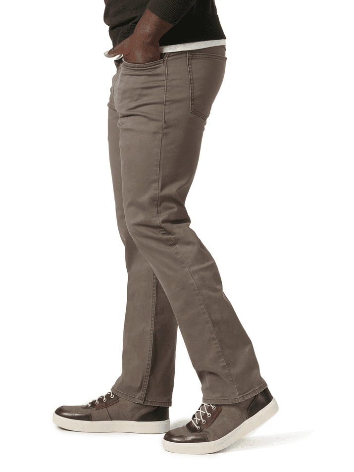 Wrangler Men's Stretch Straight Fit Twill Pant