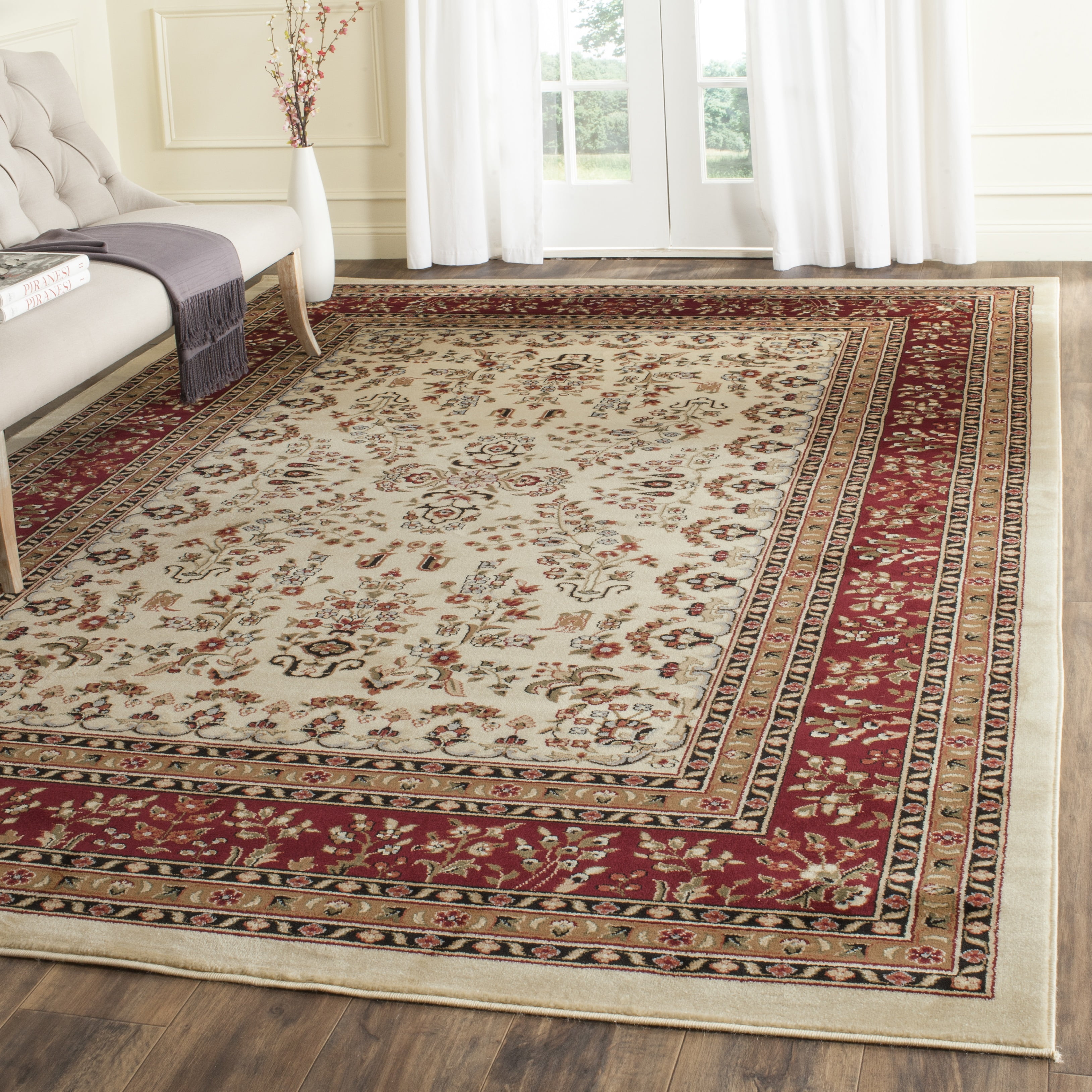 SAFAVIEH Lyndhurst Isadora Floral Area Rug, Ivory/Red, 8' x 10'
