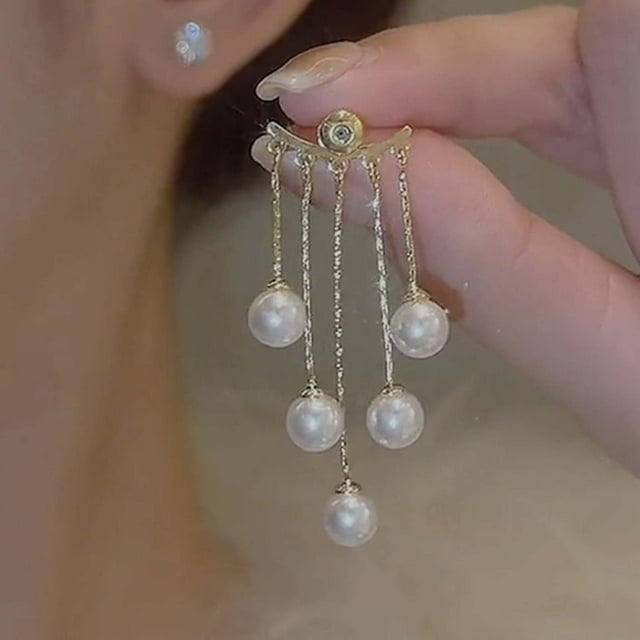Fiudx Pendientes de Corazón, Elegante Diseño de Borla Dorada, Detalle de Lazo de Diamantes de Imitación Brillantes, Estilo Chic En Forma de Corazón, Ideal para Fiestas, Bodas y Citas, Regalo para Ama