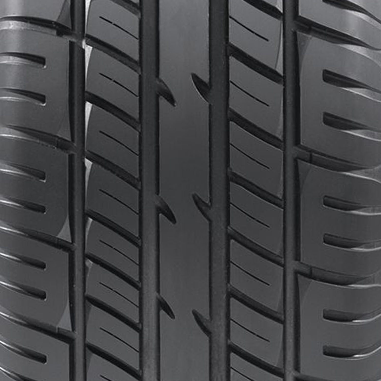 Mickey Thompson Sportsman S/T P215/70R15 97T Tire