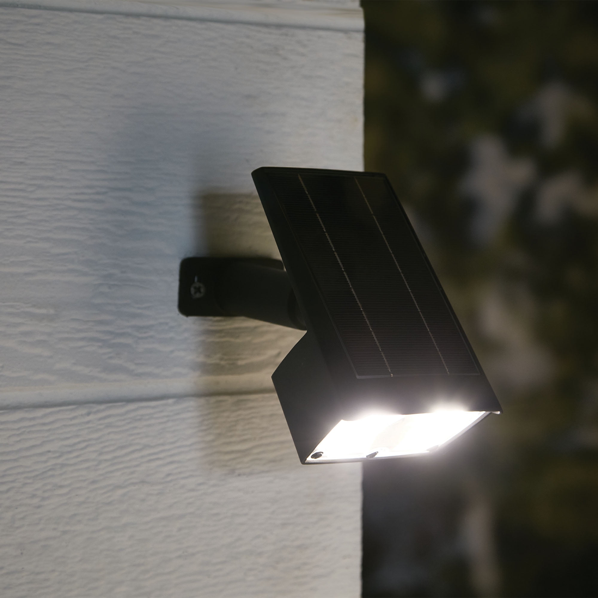 Mainstays Solar Powered Black Color Lock LED Landscape Spotlight, 100 Lumens