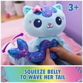 thumbnail image 4 of Peluche Gabby's Dollhouse Fin-Tastic Mercat de 25 cm con cola, 4 of 9