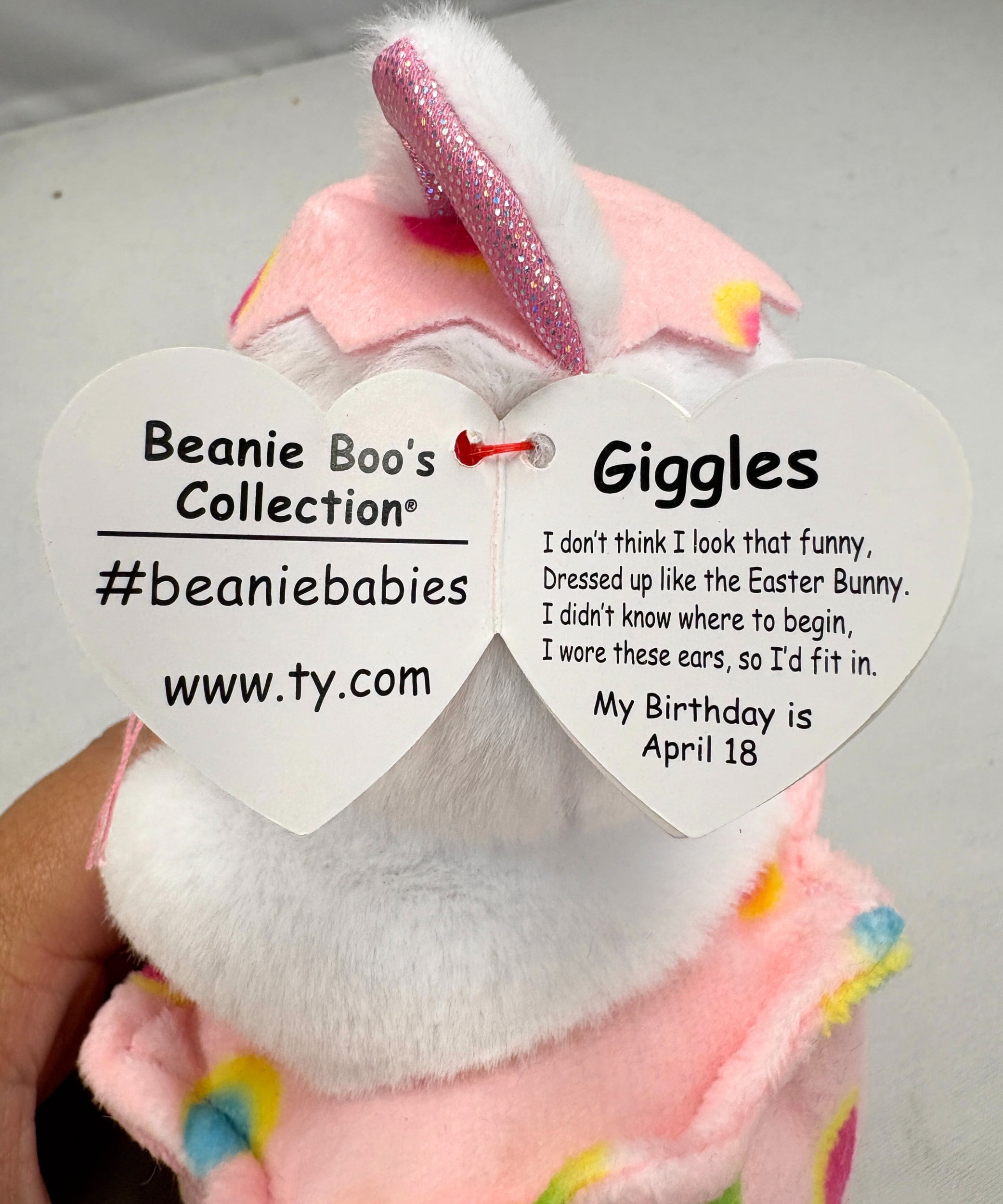 Ty Beanie Boos - Giggles the Cat in Egg – Glitter Eyes - Stuffed