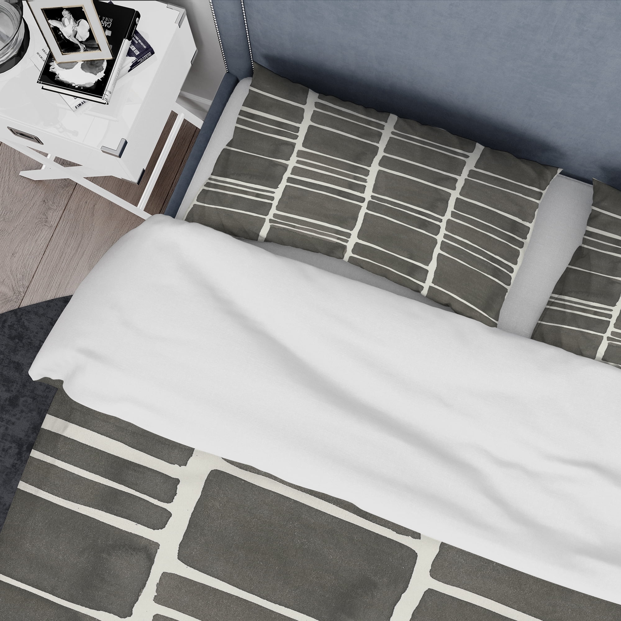 Designart 'Minimalist Graphics IV' Geometric Duvet Cover Set