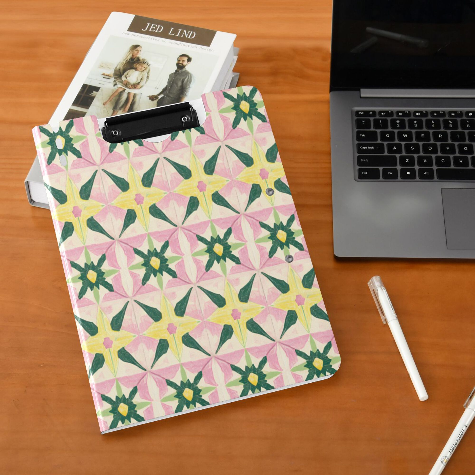FORMRS A4 Clipboard Folder with Pen Holder Horizontal Foldable School Office Binder, Yellow Symmetrical Stars