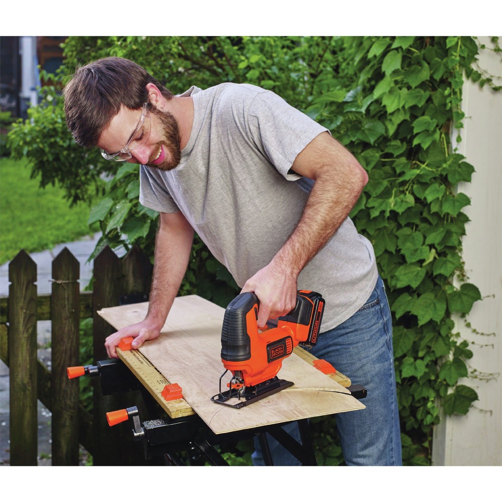 Black+Decker 20V MAX Cordless Jigsaw Kit photo 4