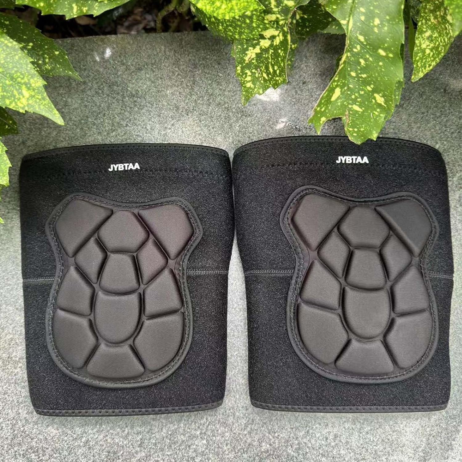 RGHJAR-Men Women Knee Pads for Kneeling, Waterproof Knee Pad for Gardening Flooring Painting Yard Tile, Soft Foam Kneepads for Mechanics Carpenters Workers, Comfortable and Lightweight Cushion, Black