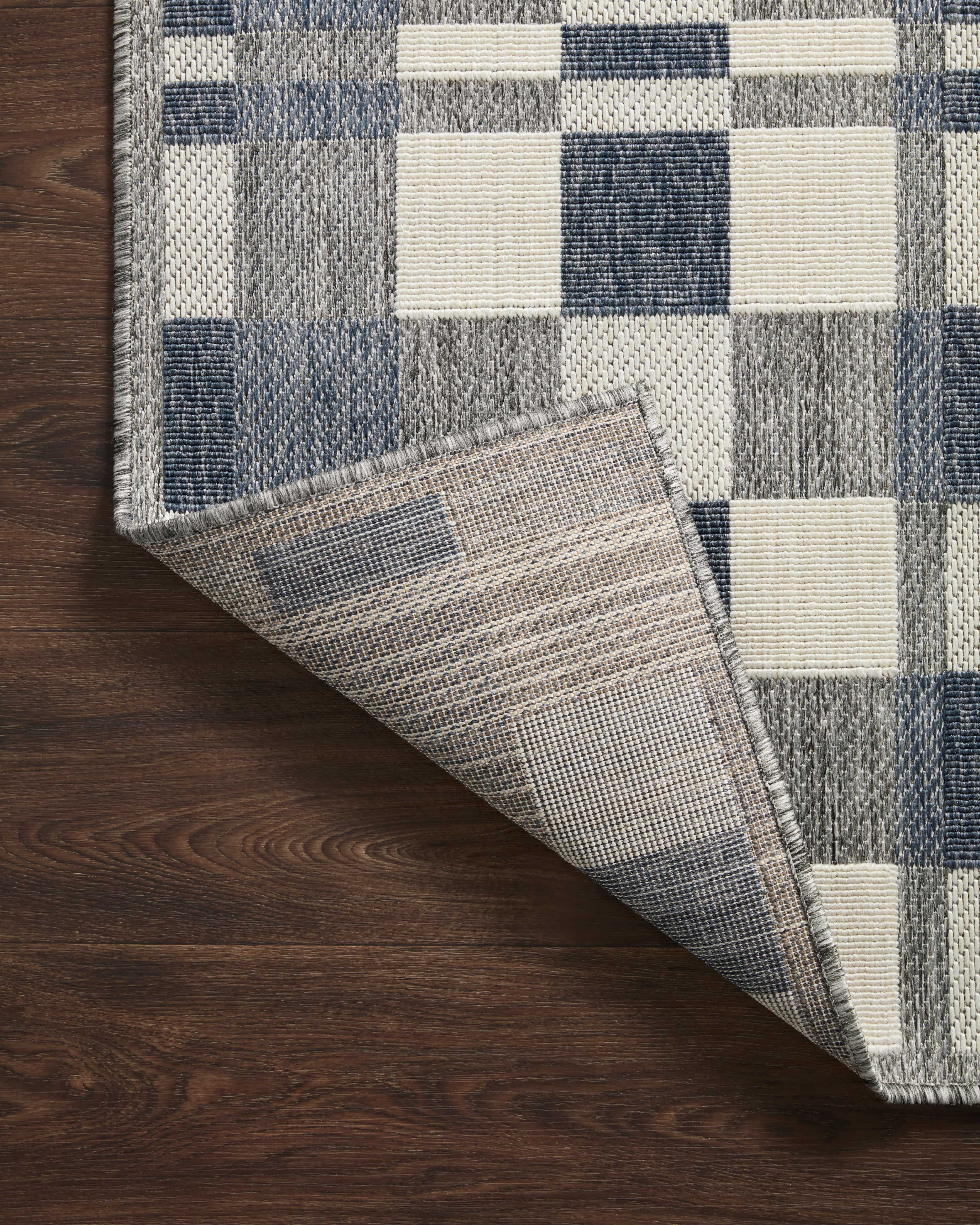 Indoor Outdoor Loloi Rainier Ivory / Denim 7'-10" x 10'-10" Area Rug