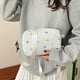 thumbnail image 5 of Bolso de hombro para mujer: bolso informal de moda con correa ajustable, bolso bandolera ligero de poliéster para uso diario, bolso bandolera para el trabajo, viajes y compras., 5 of 6
