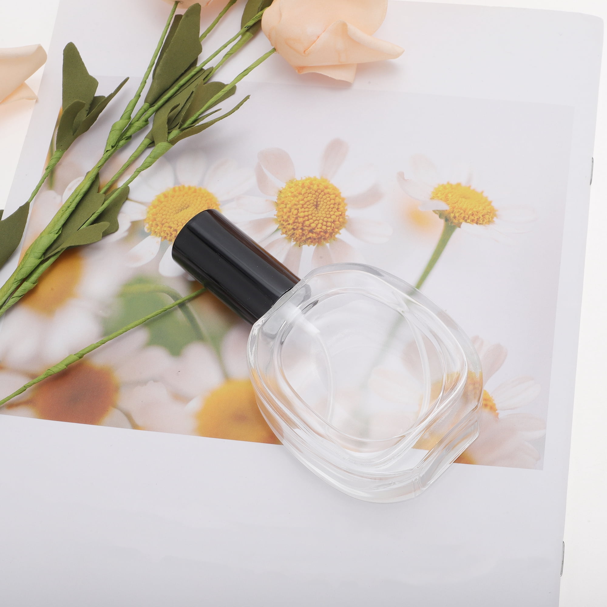 Unique Bargains Elegant 50ml/1.69oz Perfume Bottle with Spray Black Oval Bottle