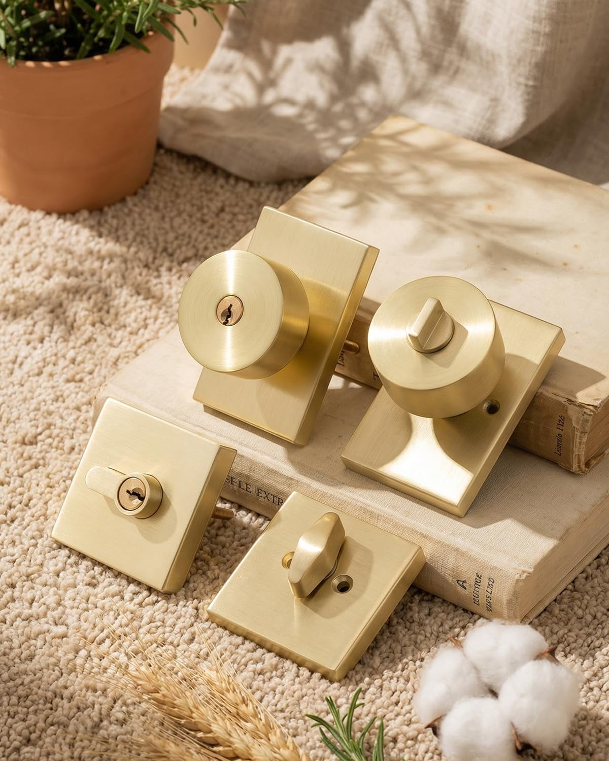 Gold Door Knob with Deadbolt, Zinc Alloy Brushed Gold Keyed Alike Exterior Door Lock Set,Heavy Duty Brushed Brass Front Door Knob and Deadbolt Set with Lock and Key, Reversible (1 Pack)