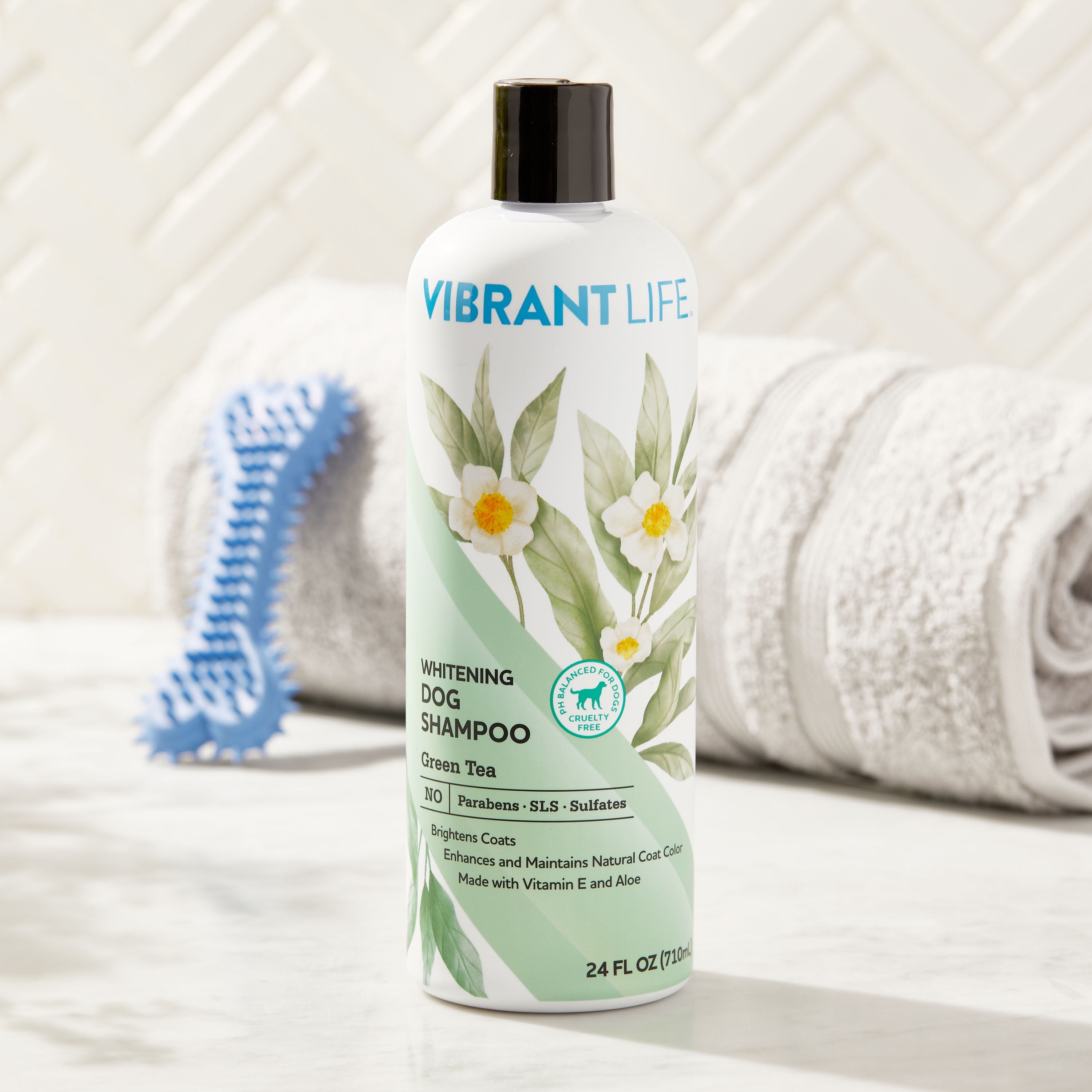 Vibrant Life Whitening Dog Shampoo with Green Tea, 24 fl oz