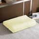 thumbnail image 1 of Nvzi funda de almohada de látex que proporciona una experiencia de sueño cómoda. Funda de almohada de 15,75 x 23,62 pulgadas (color crema)., 1 of 5