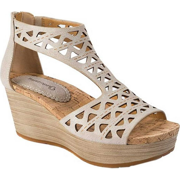 Women's Bare Traps Miriam Wedge Sandal Soft Gold Polyurethane 8 M