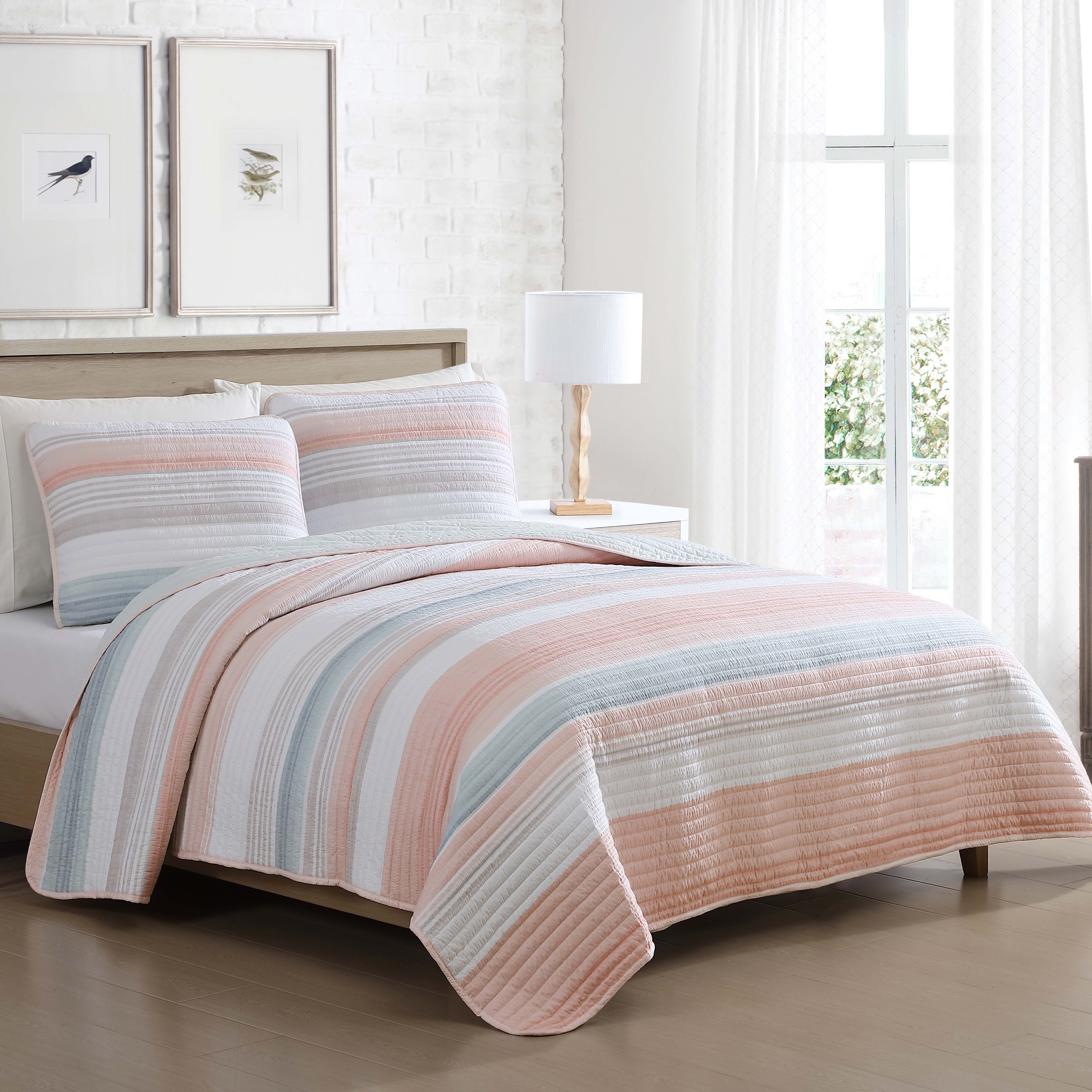 Beatrice Home Fashions, Coralinn Stripe 3PC Quilt Set, Full/Queen, Blush/Blue