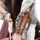 thumbnail image 5 of Guardia de brazo medieval de PU cuero Yinane Vambrace Steampunk para Cosplay Halloween, 5 of 8