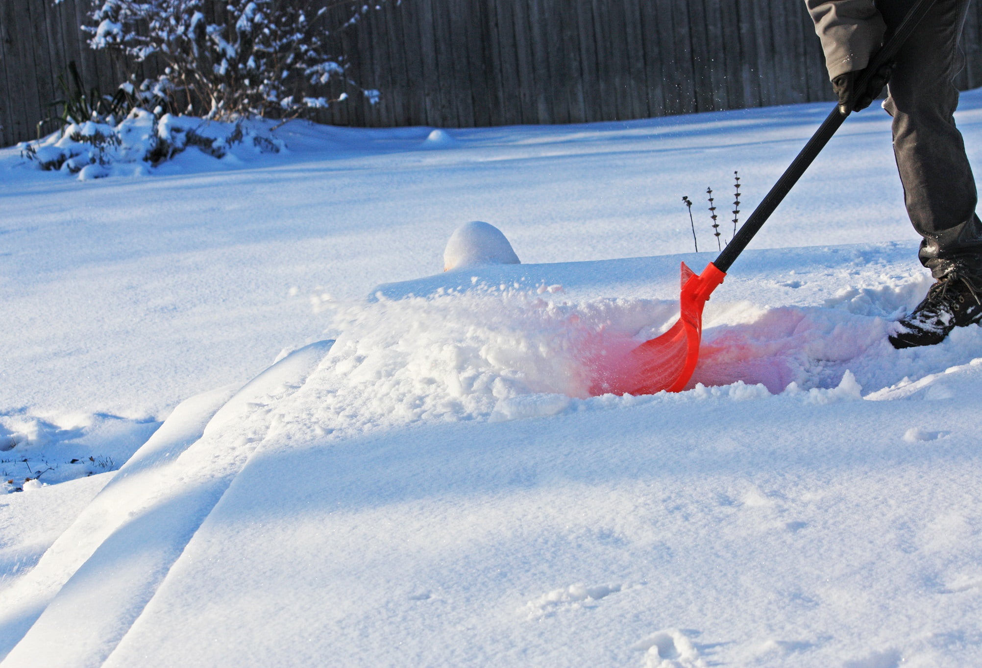 EMSCO - Bigfoot 21" Roller Snow Shovel - Metal Handle - Large D-Grip