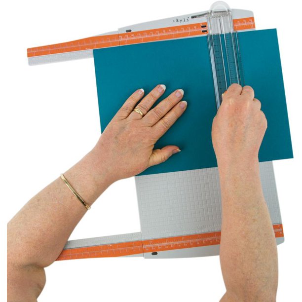 Tonic Studios Super Trimmer