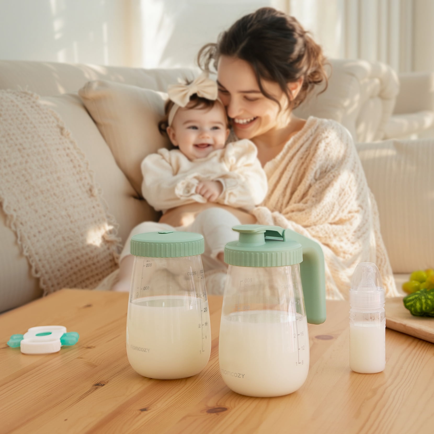 Momcozy Glass Breast Milk Pitcher, Milk Storage Container with Flat Lid&Handle Lid,Leak-Resistant,Heat & Cold Resistant, 2 Pcs, 32oz Each (64oz Total)