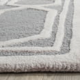 thumbnail image 3 of SAFAVIEH Cambridge Mitchell Geometric Wool Area Rug, Silver/Ivory, 6' x 9', 3 of 7