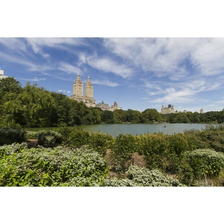 The Lake in Central Park New York City New York United States Canvas Art - Peter Langer  Design Pics (19 x
