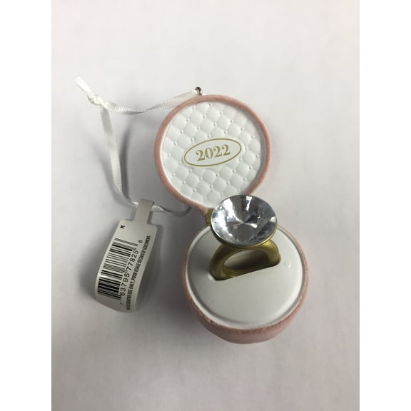 HMK Hallmark 1HGO2946 Engagement Dated 2022 Ornament