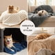 thumbnail image 4 of Manta Impermeable para Perros Bedsure para Perros Grandes 50x60 cm Gris, 4 of 8